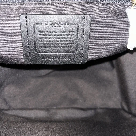 NWT $478 Coach NWT Pennie Shoulder/Crossbody Bag in Signature Canvas - Picture 14 of 14